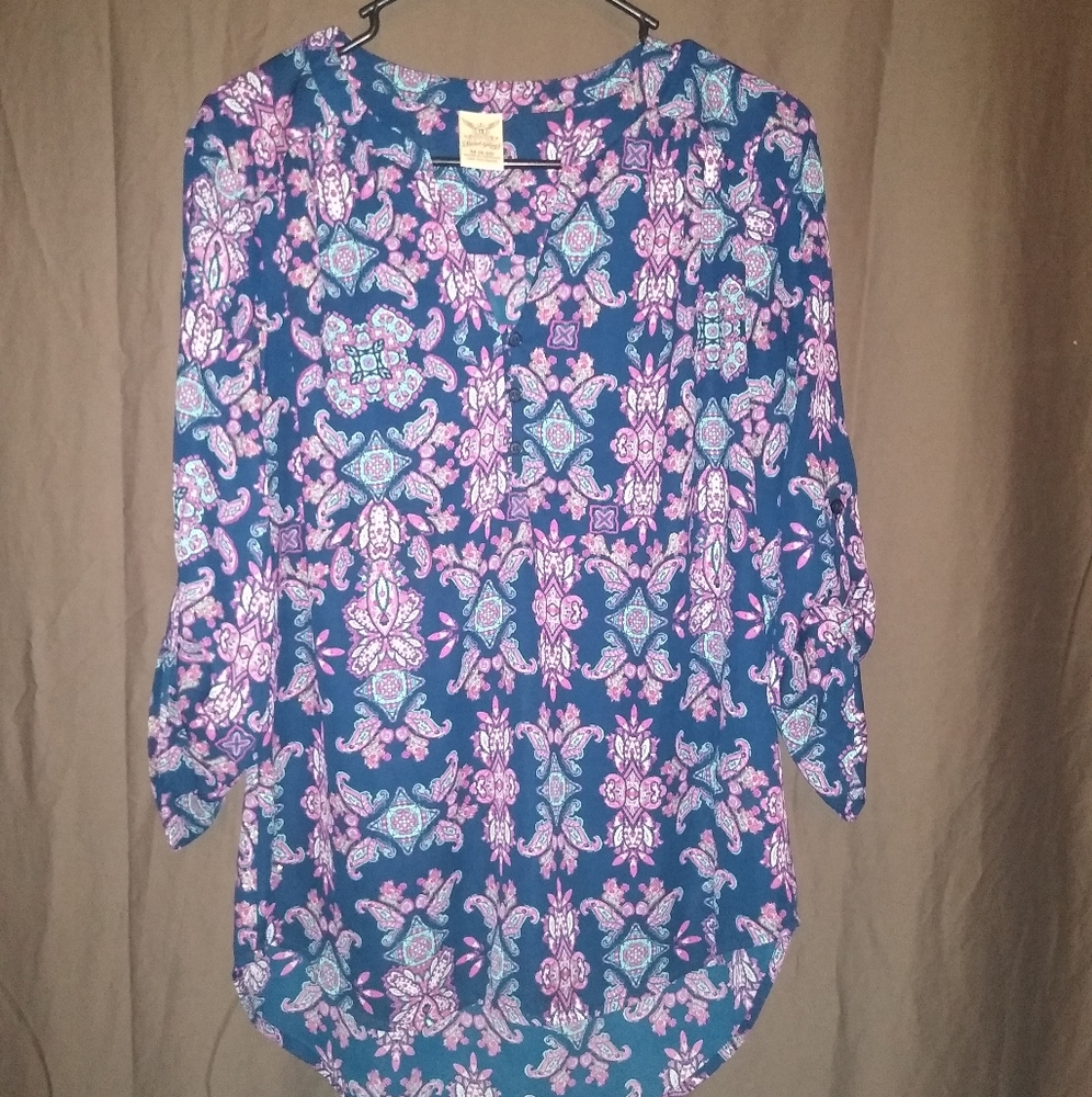 Women's long sleeve top